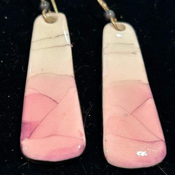 Pink Triple Tone- Hand made Ceramic Dangle 22k gold / platinum Earring🌸 - Picture 9 of 16
